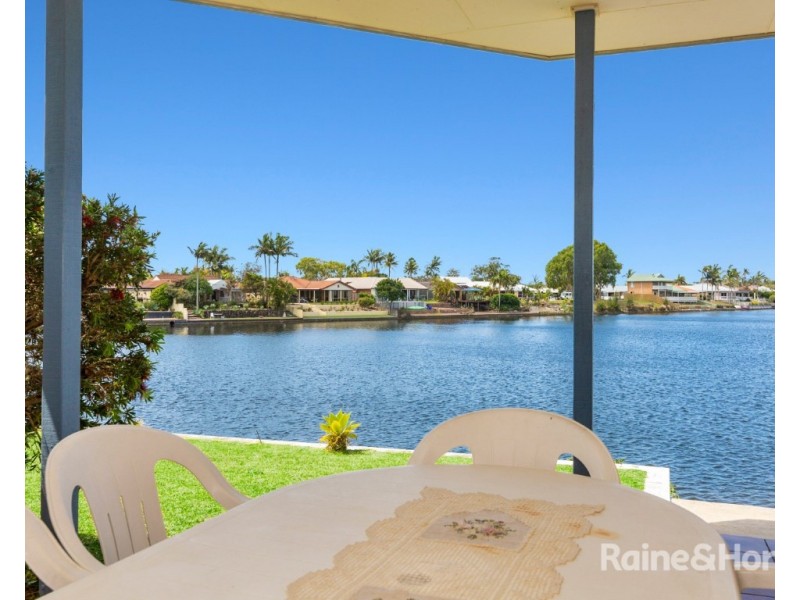 2/39 Edward Avenue, Pottsville NSW 2489