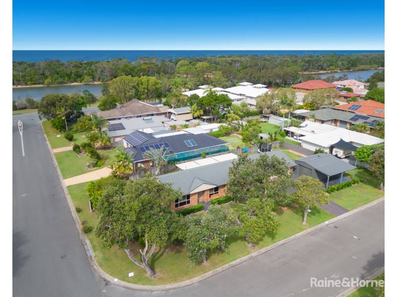 8 Victoria Avenue, Pottsville NSW 2489