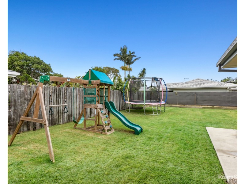 8 Victoria Avenue, Pottsville NSW 2489