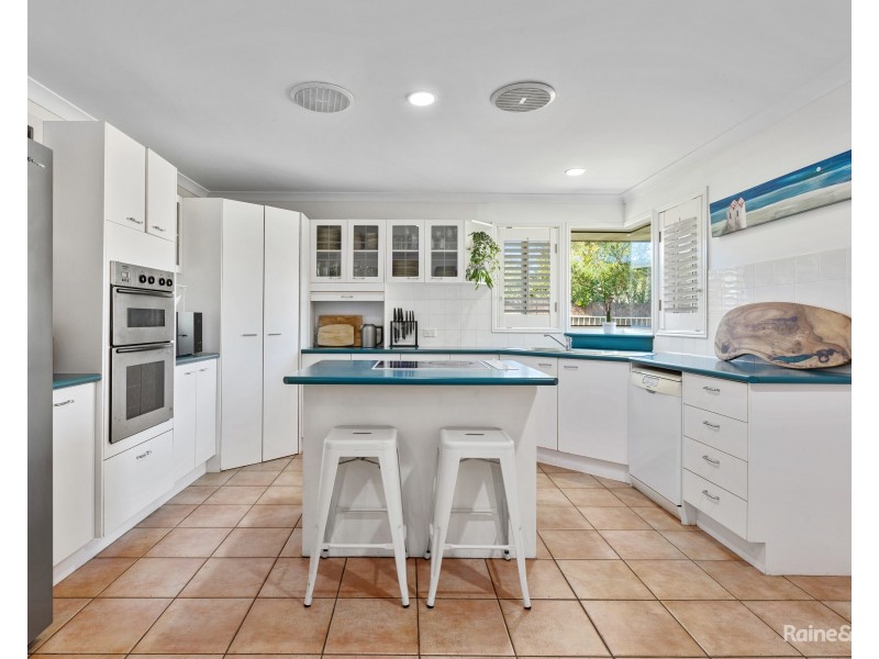 26 Buckingham Drive, Pottsville NSW 2489