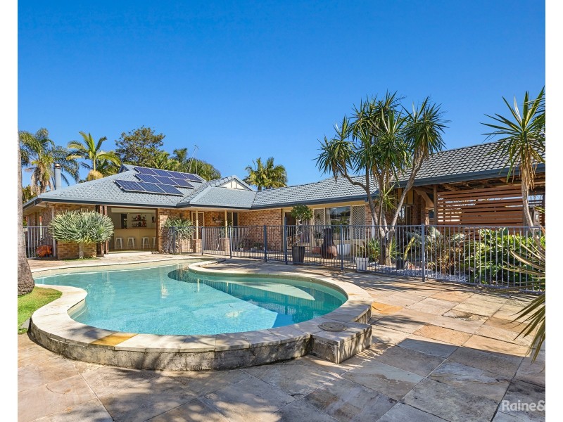 26 Buckingham Drive, Pottsville NSW 2489