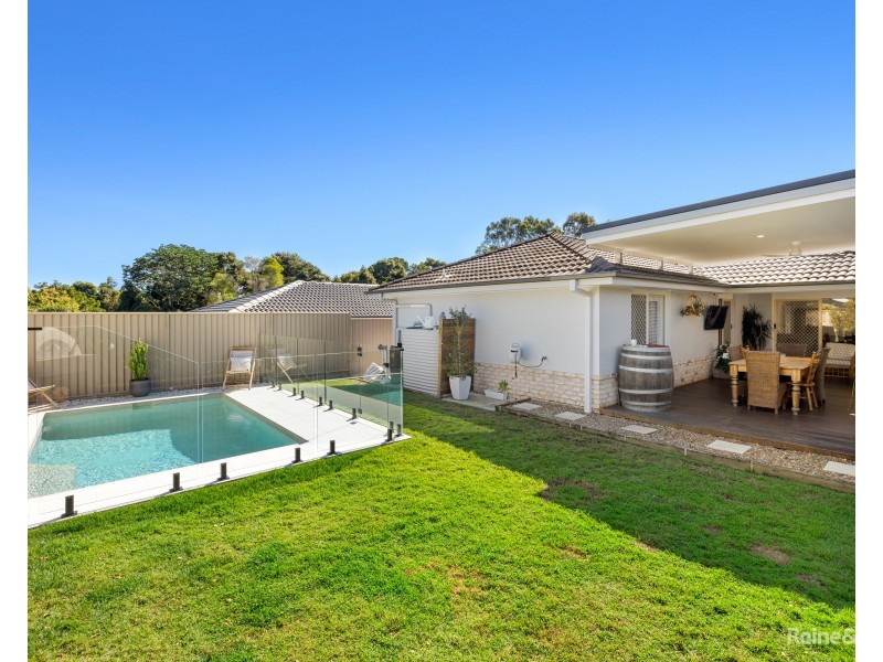 2/74 Newcastle Drive, Pottsville NSW 2489