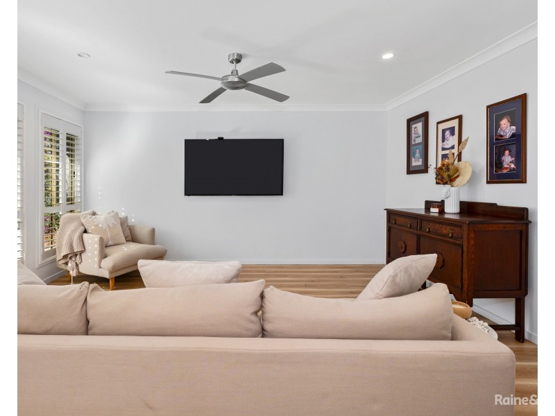 2/74 Newcastle Drive, Pottsville NSW 2489