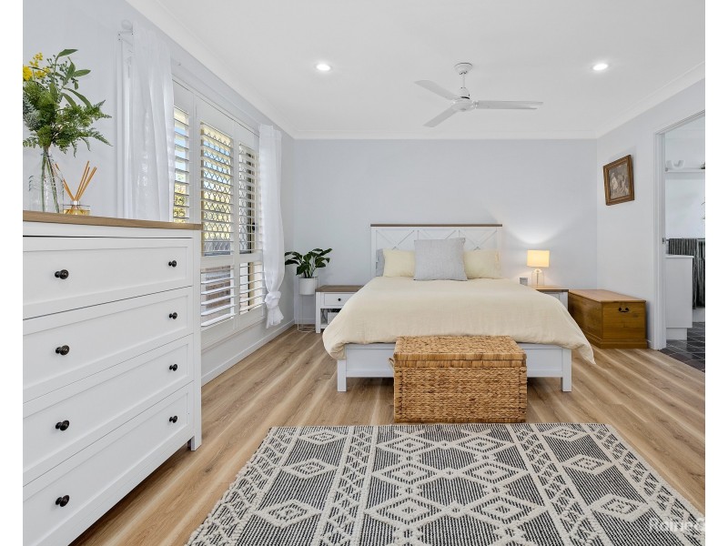 2/74 Newcastle Drive, Pottsville NSW 2489