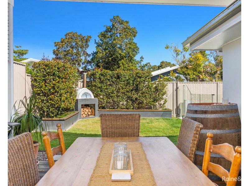 2/74 Newcastle Drive, Pottsville NSW 2489