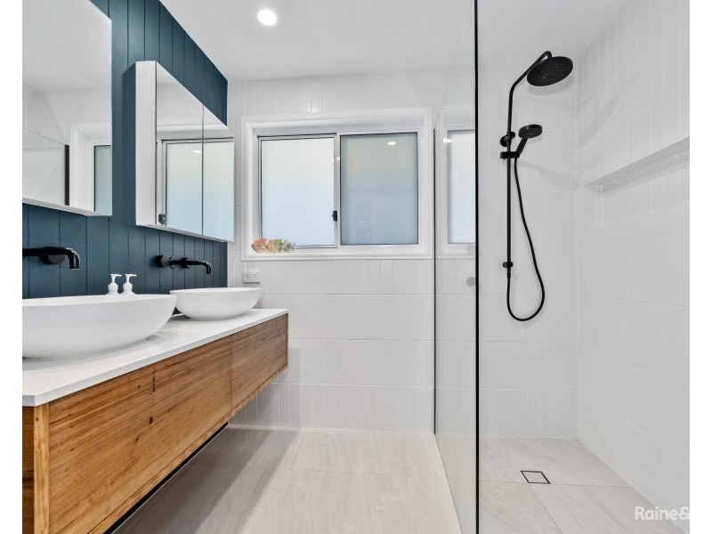 44 Buckingham Drive, Pottsville NSW 2489