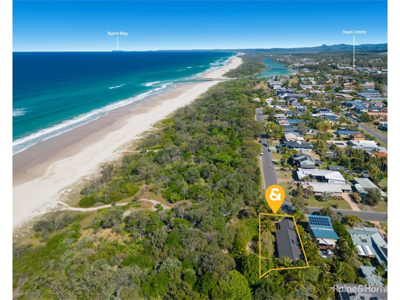 31 Surfside Crescent, Pottsville NSW 2489