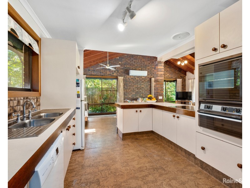 31 Surfside Crescent, Pottsville NSW 2489