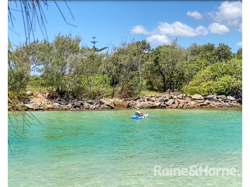 31 Surfside Crescent, Pottsville NSW 2489