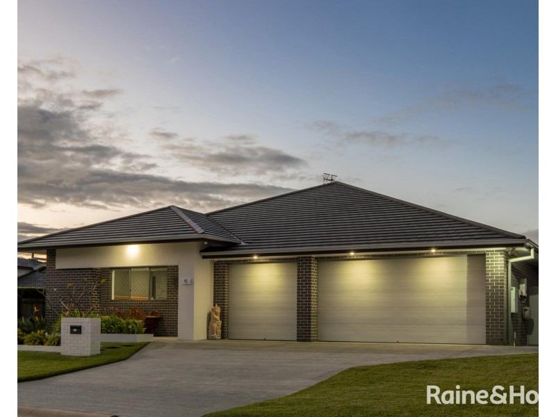 41 Border Crescent, Pottsville NSW 2489