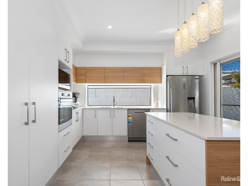 25 Lobelia Crescent, Casuarina NSW 2487