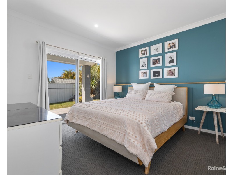 25 Lobelia Crescent, Casuarina NSW 2487