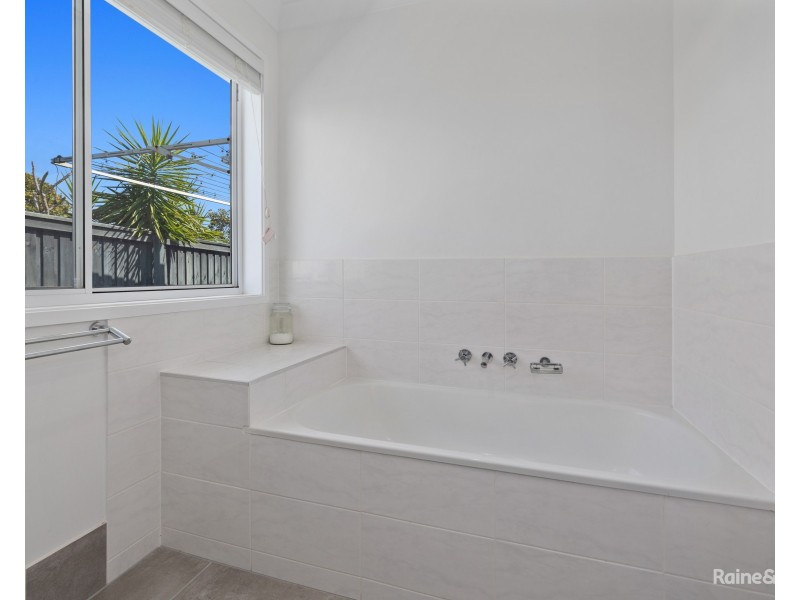 25 Lobelia Crescent, Casuarina NSW 2487