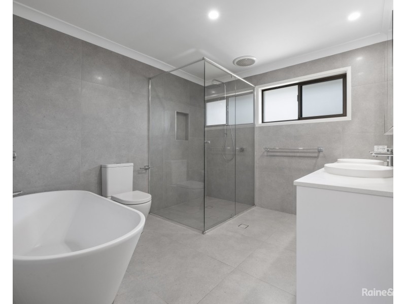 16 Surfside Crescent, Pottsville NSW 2489