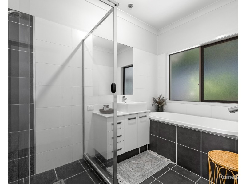 2 Hovea Drive, Pottsville NSW 2489