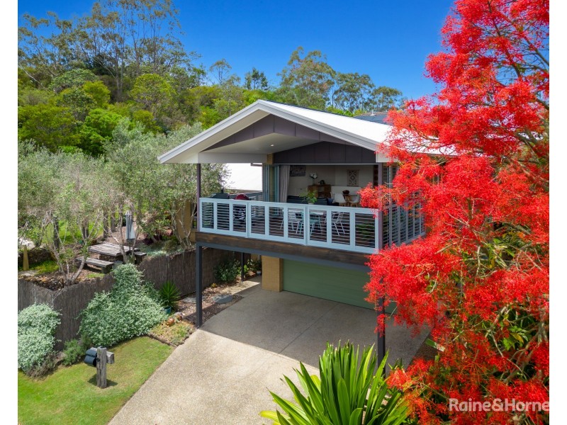 82 Newcastle Drive, Pottsville NSW 2489