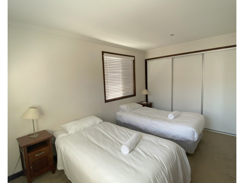 2/3 Peninsula Street, Hastings Point NSW 2489