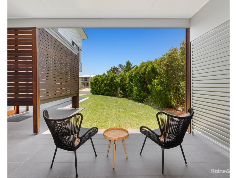 7 Woodfull Crescent, Pottsville NSW 2489