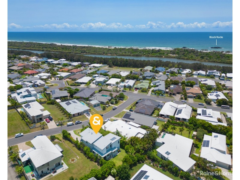7 Woodfull Crescent, Pottsville NSW 2489