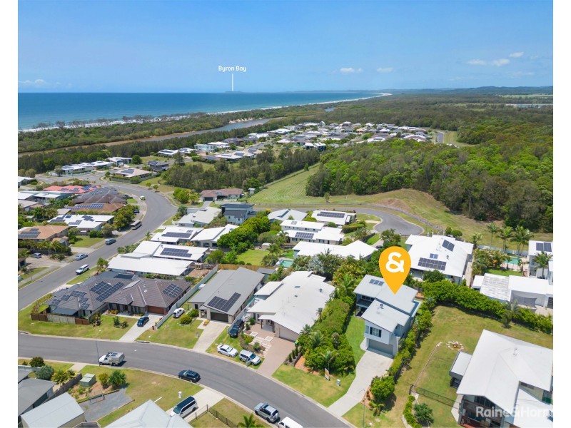 7 Woodfull Crescent, Pottsville NSW 2489