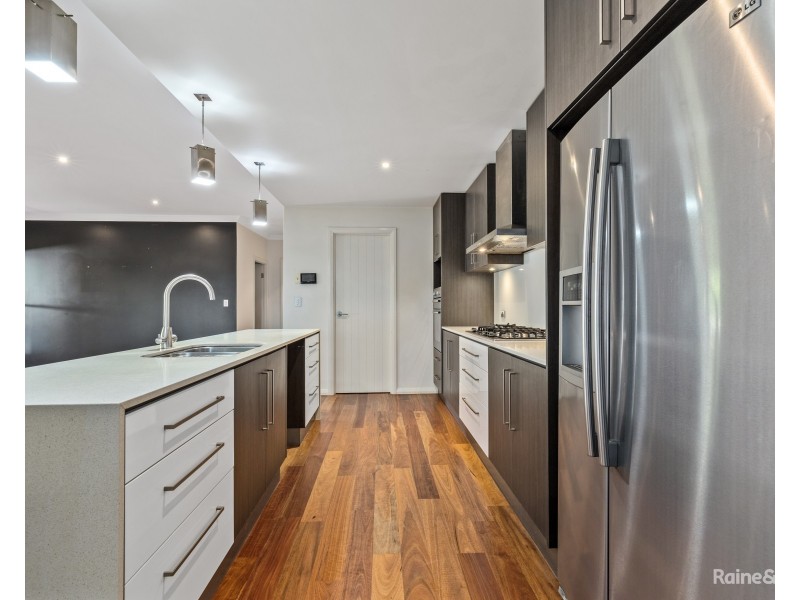 121 Newcastle Drive, Pottsville NSW 2489