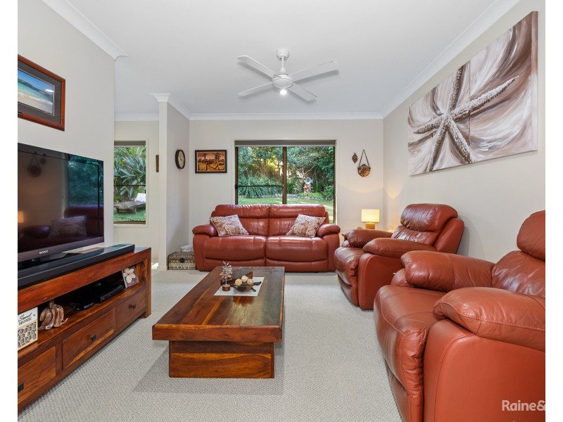 2 Hibbertia Court, Pottsville NSW 2489