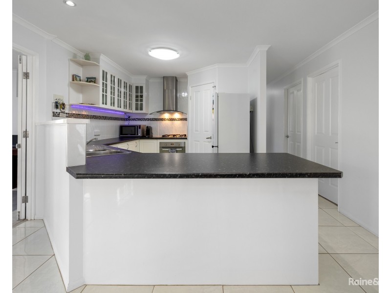 5 Benaud Place, Pottsville NSW 2489