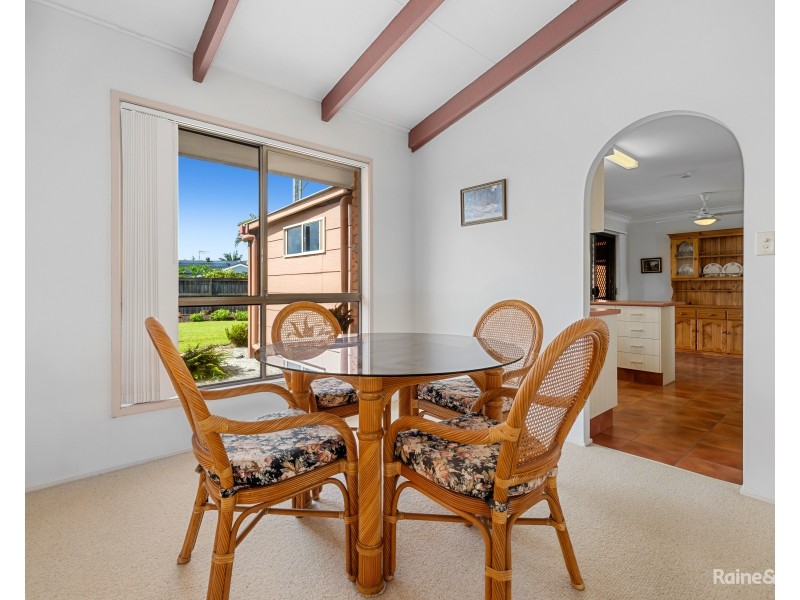 2 Windsor Court, Pottsville NSW 2489