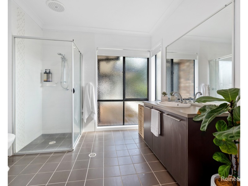 9 Tathra Street, Pottsville NSW 2489