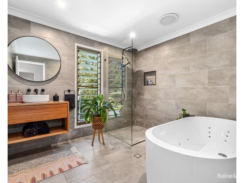 39 Sassafras Street, Pottsville NSW 2489