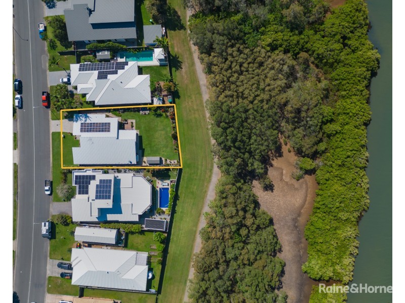 151 Overall Drive, Pottsville NSW 2489