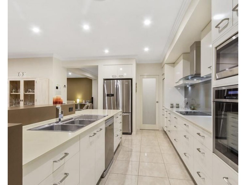 14 Lennox Circuit, Pottsville NSW 2489