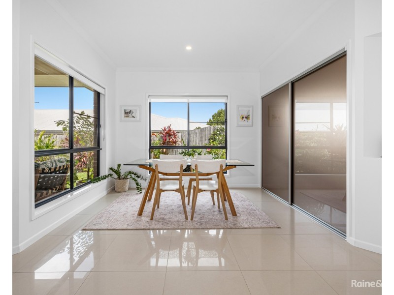 1 Woodfull Crescent, Pottsville NSW 2489