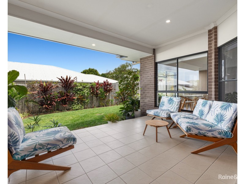 1 Woodfull Crescent, Pottsville NSW 2489