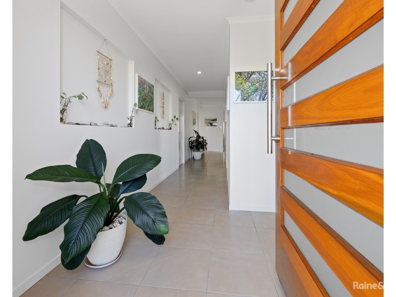 28 Toshack Place, Pottsville NSW 2489