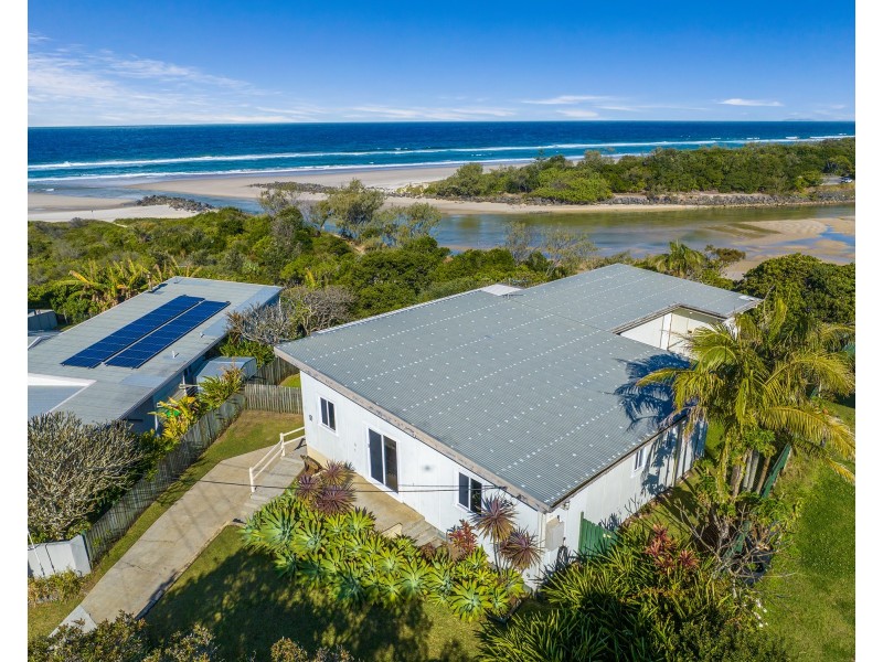 15 Elanora Avenue, Pottsville NSW 2489