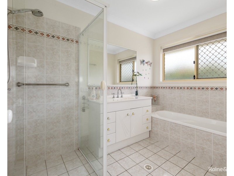 15 Taylor Drive, Pottsville NSW 2489