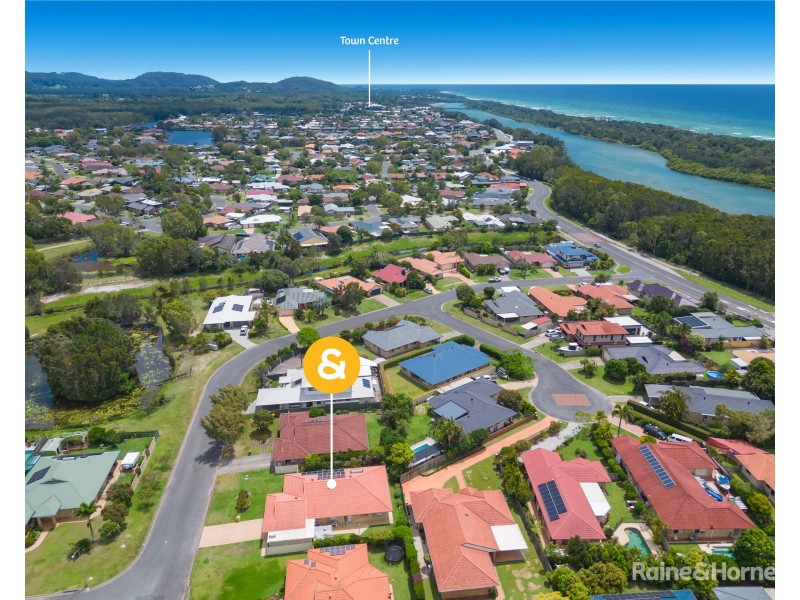 15 Taylor Drive, Pottsville NSW 2489
