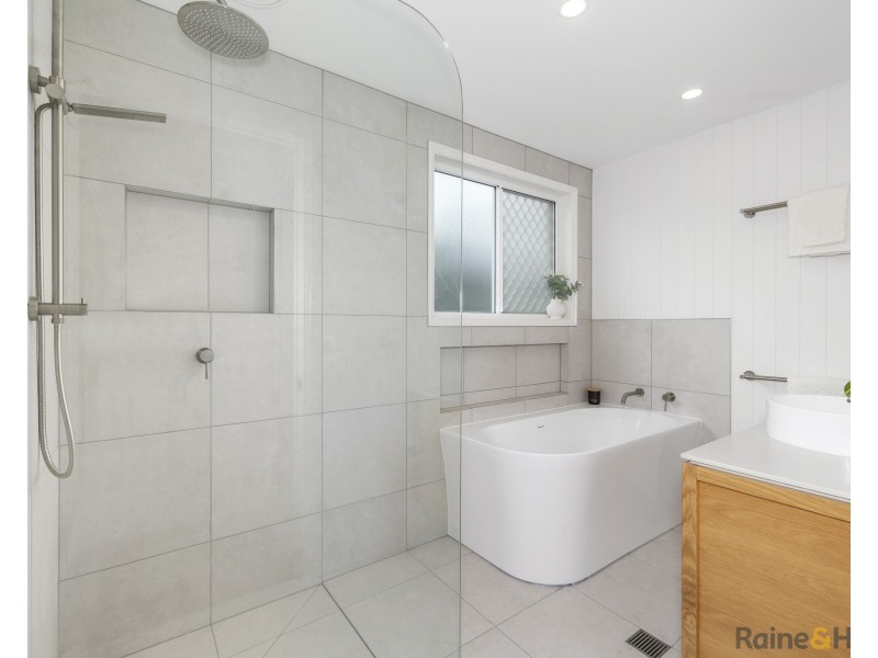 2/70 Tweed Coast Road, Pottsville NSW 2489