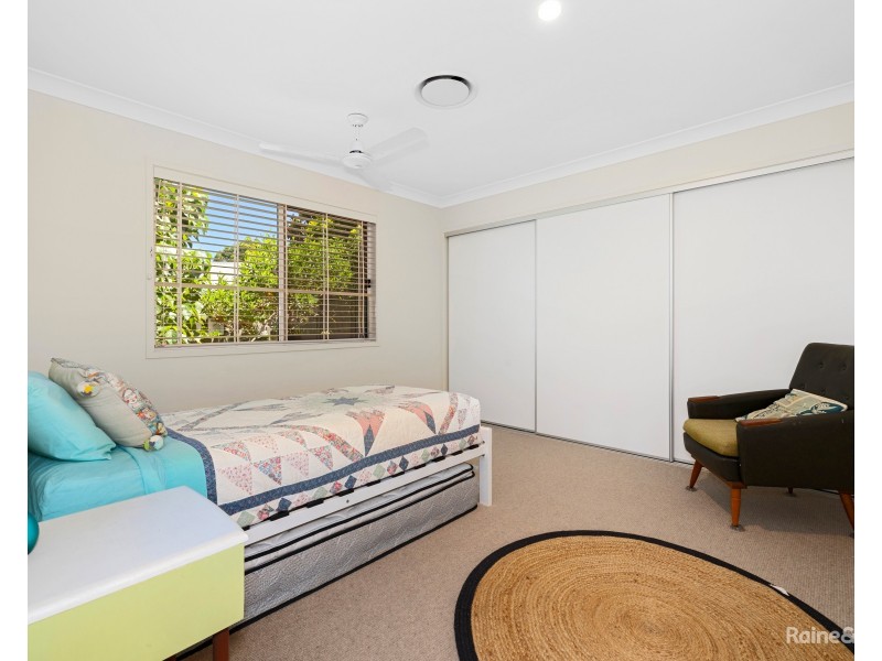 2 Silveraspen Grove, Pottsville NSW 2489