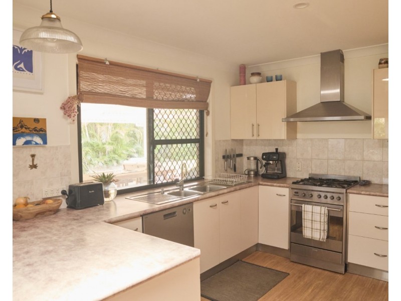 9 Buckingham Drive, Pottsville NSW 2489