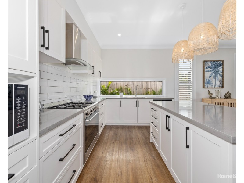 13 Roseash Court, Pottsville NSW 2489