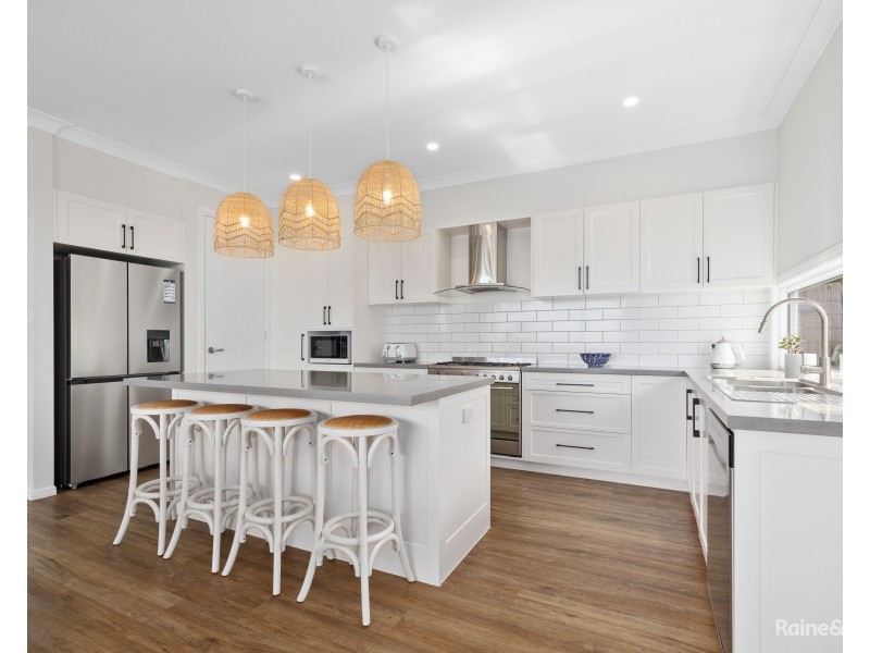 13 Roseash Court, Pottsville NSW 2489