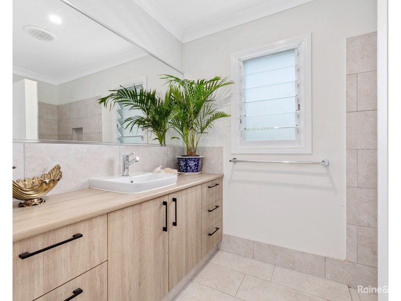 13 Roseash Court, Pottsville NSW 2489