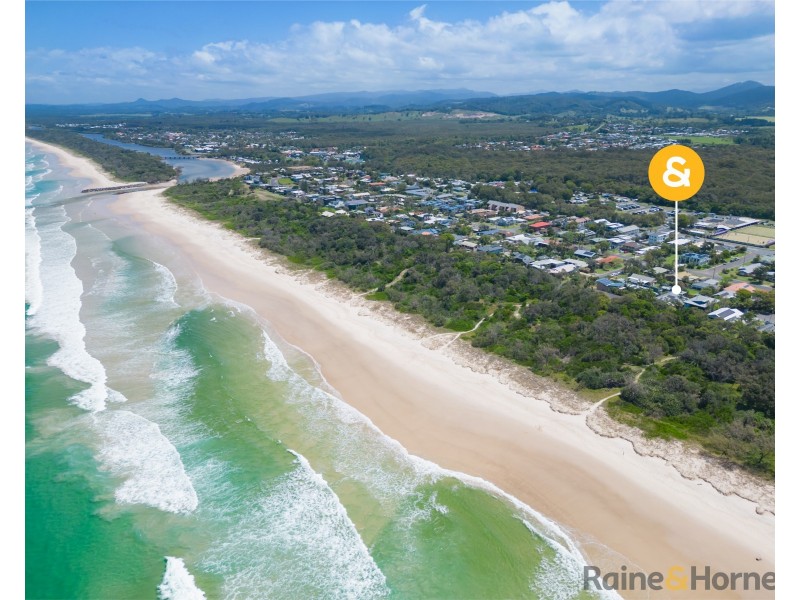 8 Monash Place, Pottsville NSW 2489