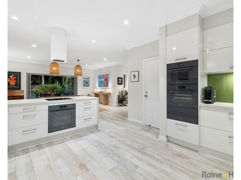 8 Monash Place, Pottsville NSW 2489