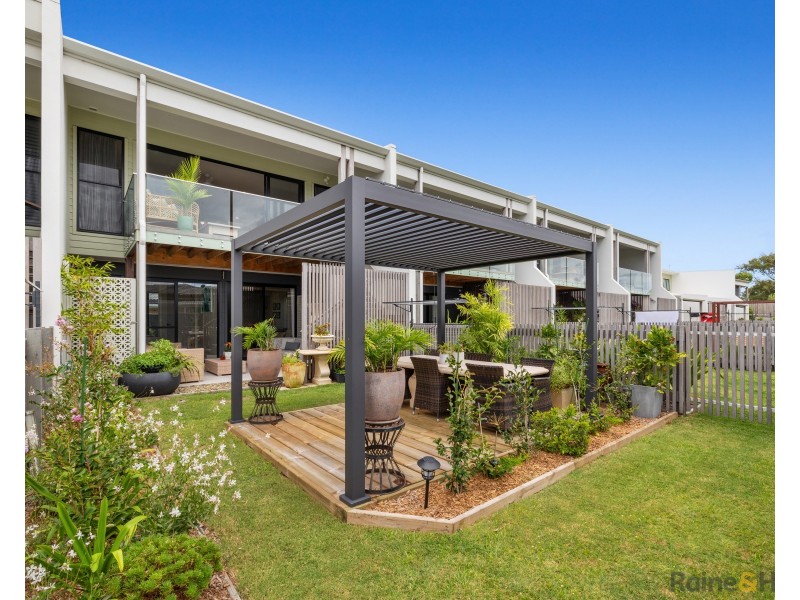 2/5 Mountbatten Court, Pottsville NSW 2489