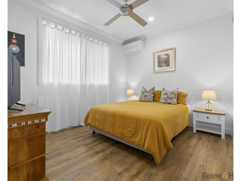 11 Lindwall Avenue, Pottsville NSW 2489