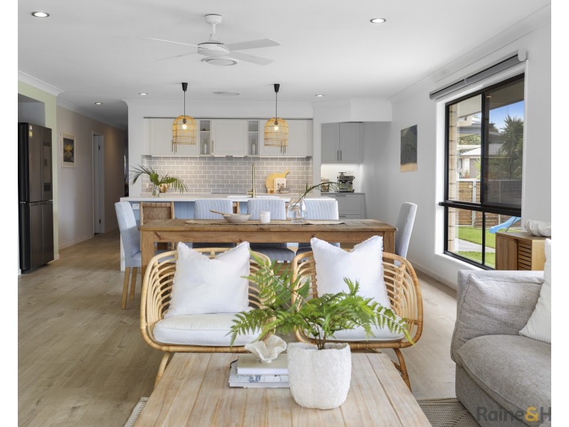 14 Narooma Street, Pottsville NSW 2489