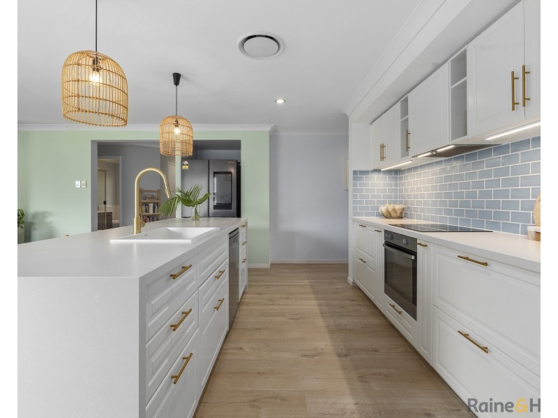 14 Narooma Street, Pottsville NSW 2489